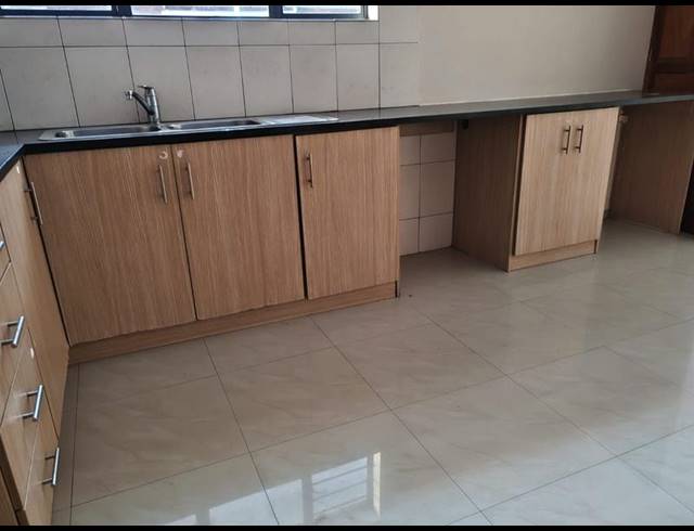 2 BEDROOM PROPERTY TO RENT IN OVERPORT